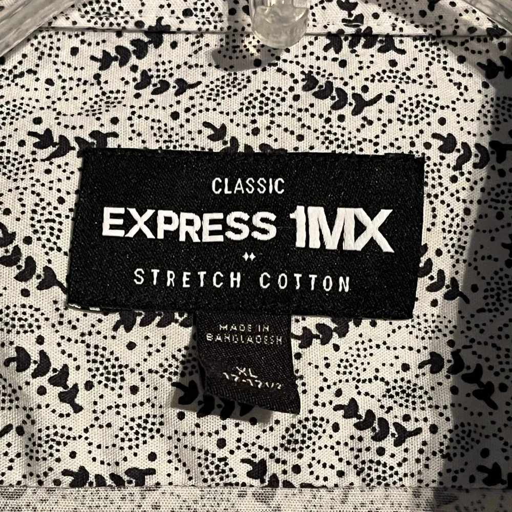 Men’s Express button down - Picture 5 of 6